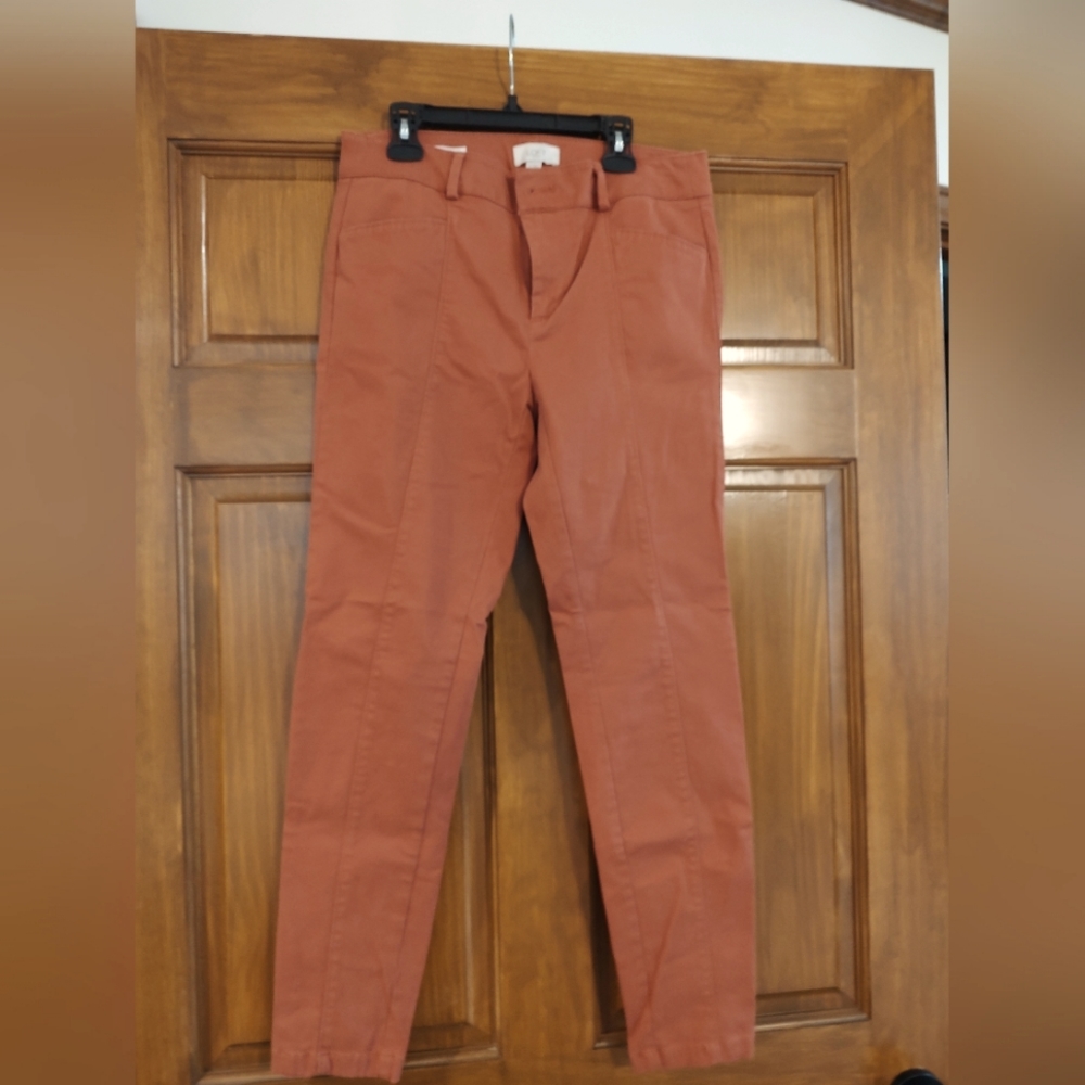 Women's LOFT Skinny Ankle Dress Pants. Mid Rise. Size 4